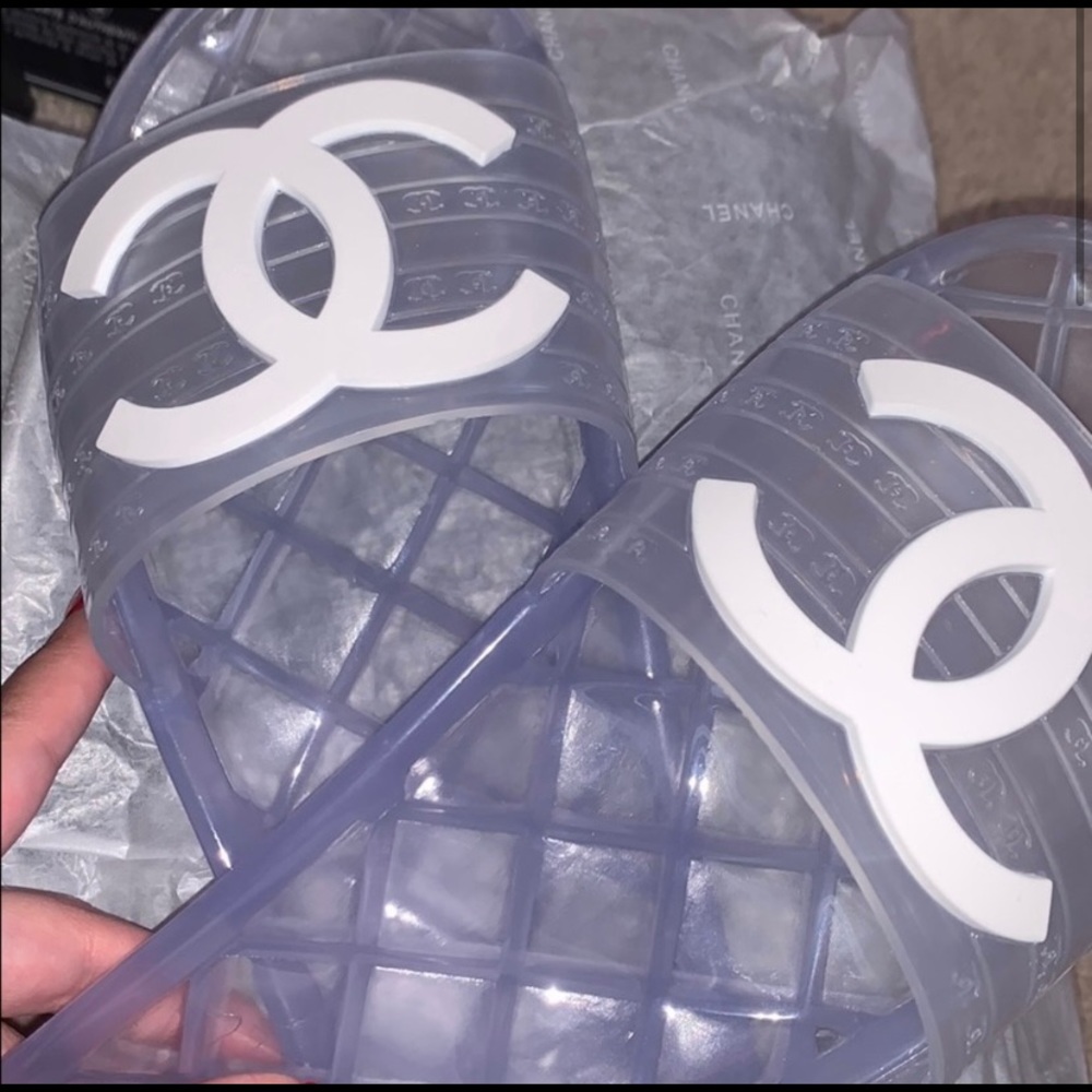 Chanel slides